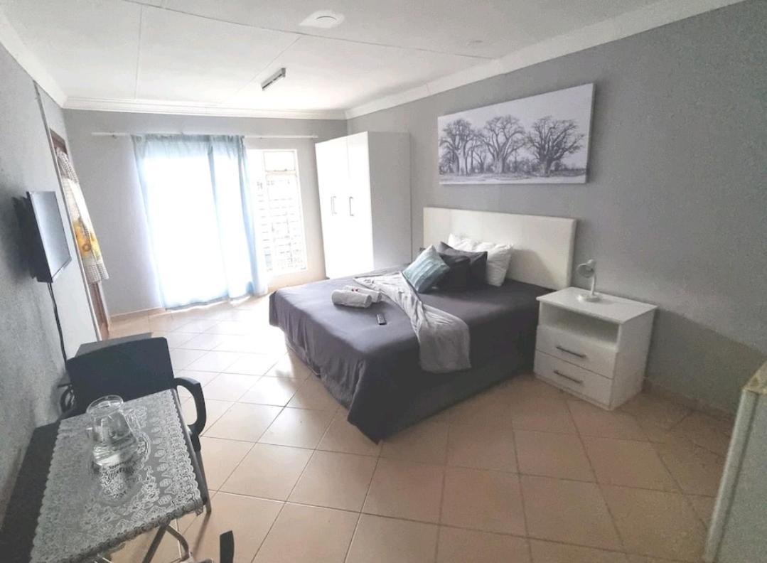 Stay At Home Airport Lodge Kempton Park Room photo